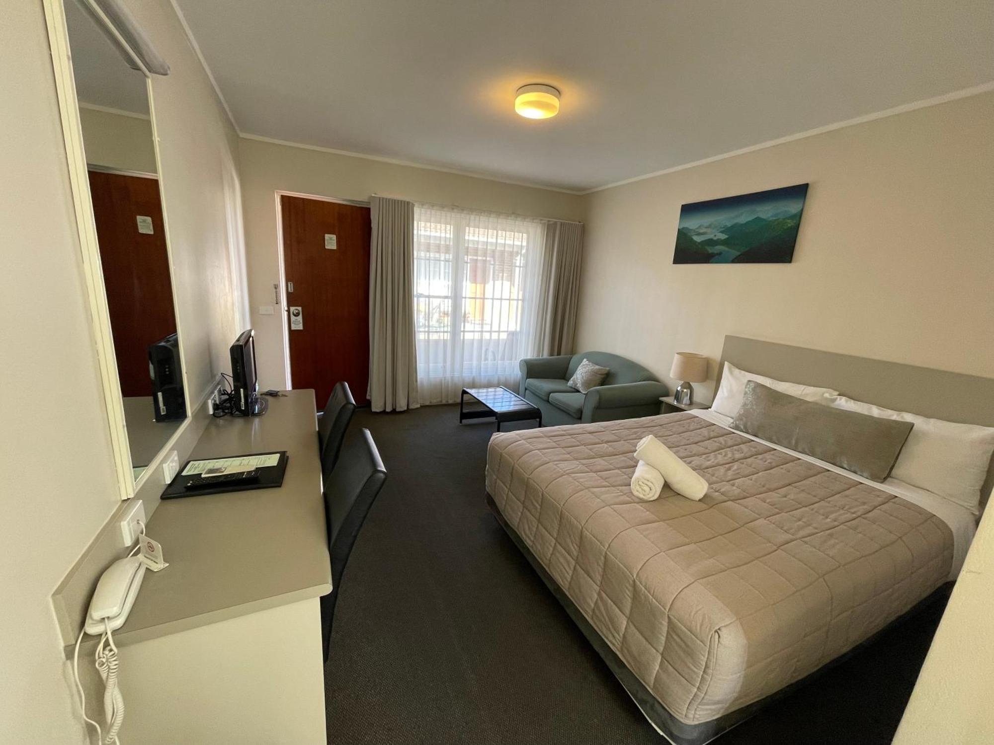 נווארה George Bass Motor Inn מראה חיצוני תמונה