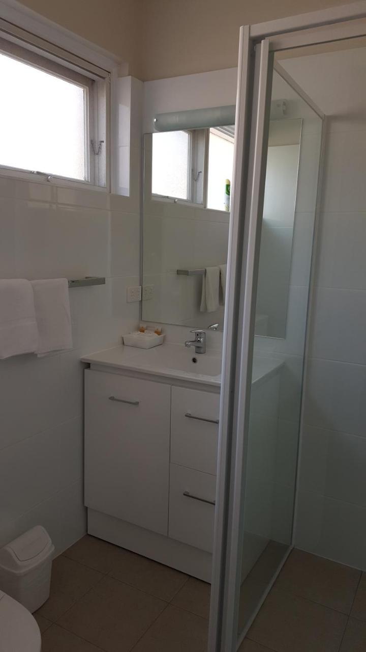 נווארה George Bass Motor Inn מראה חיצוני תמונה